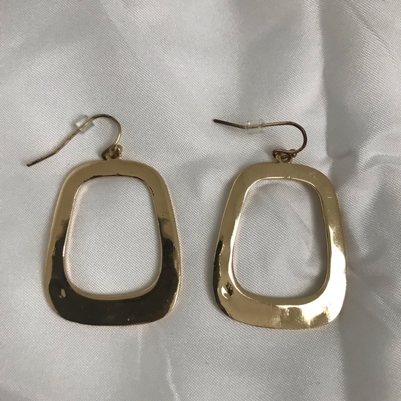 Gold earrings - Picture 1 of 2